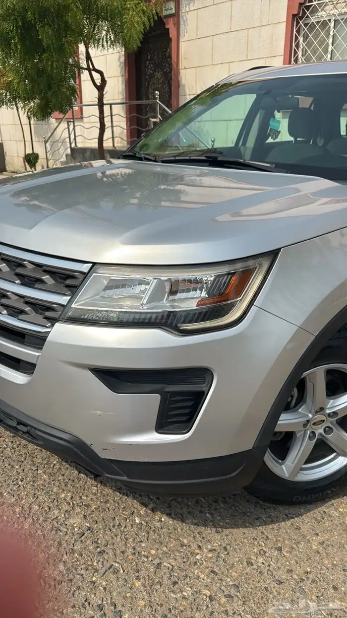اكسبلورر 2018 نظيف V6 دبل تنفس طبيعي 14