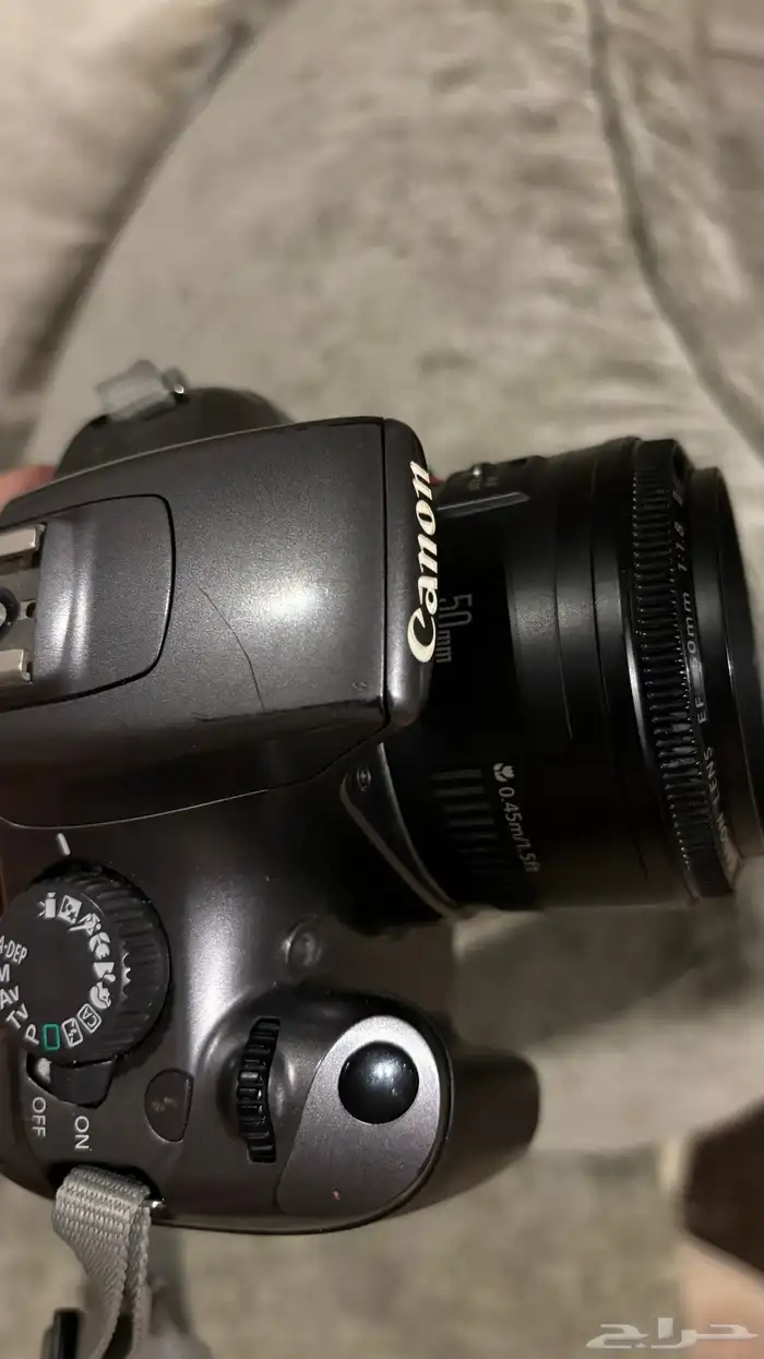 كانون 1100d  eos مستخدمه 1