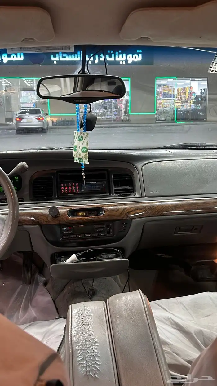 فورد قراند ماركيز 1998 4