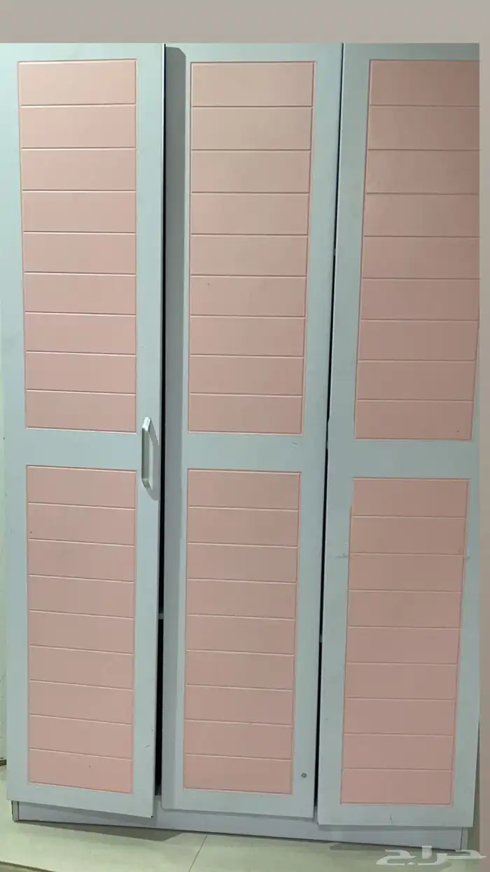 سريرين ودولابين مستعمله للبيع 1