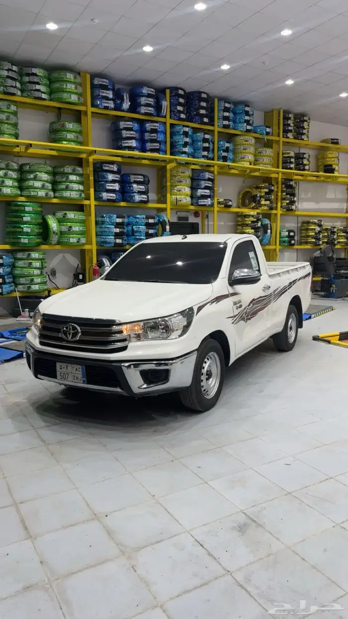 هايلوكس للتقبيل 4