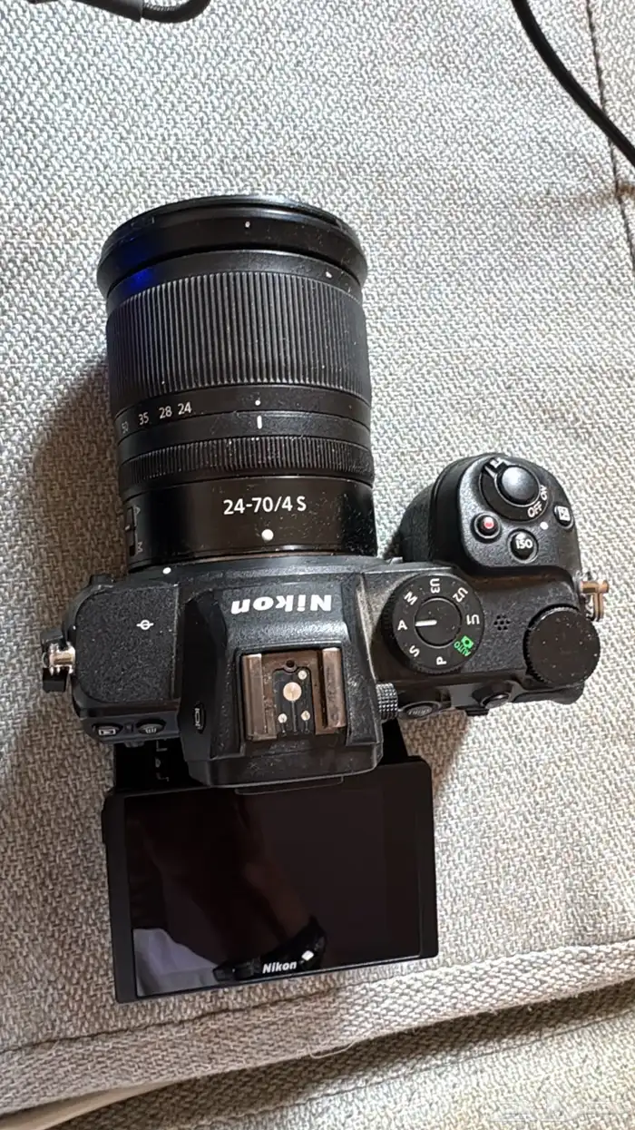 كاميرا نيكون z5 12