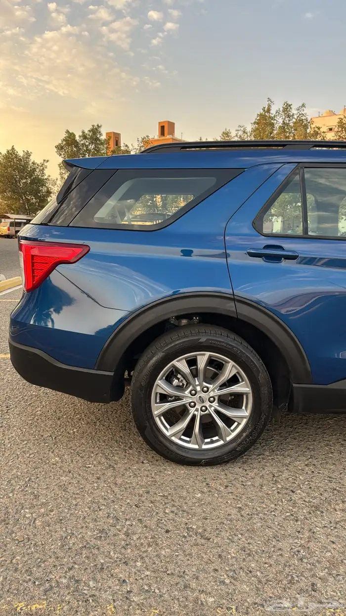 اكسبلورر 2022 فل XLT دبل جلد بانوراما عداد قليل 9