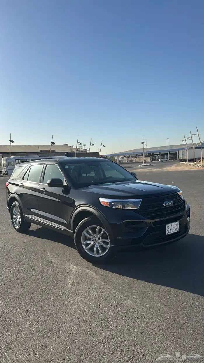 اكسبلورر 2021 نظيف V6 تنفس طبيعي دبل 10