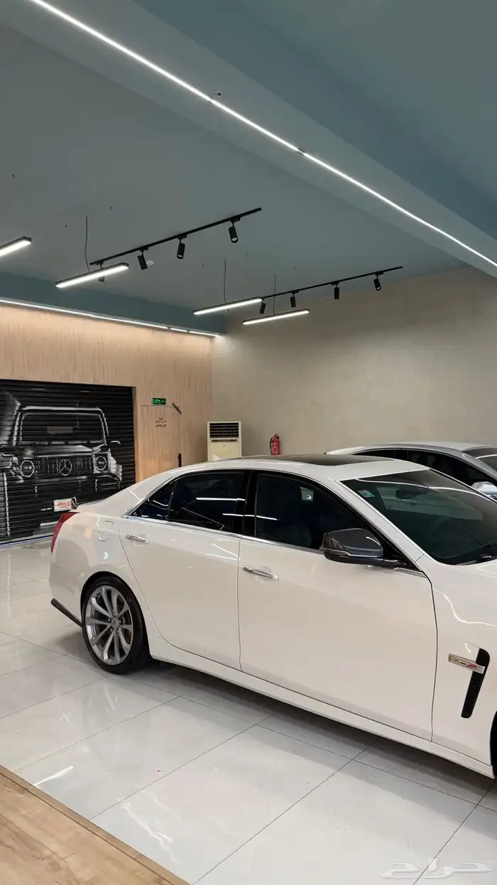 للبيع كايلاك CTS - V 8