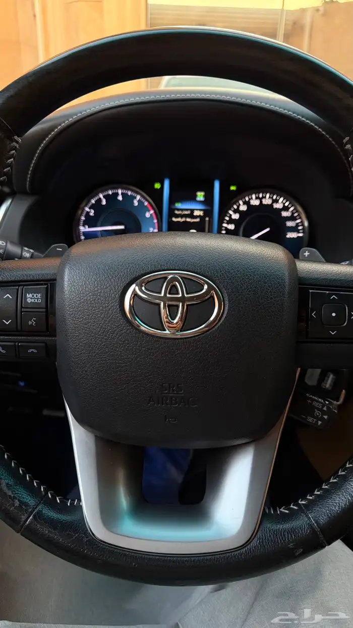 تويوتا فورتشنر موديل 2022 فئة VX6 31