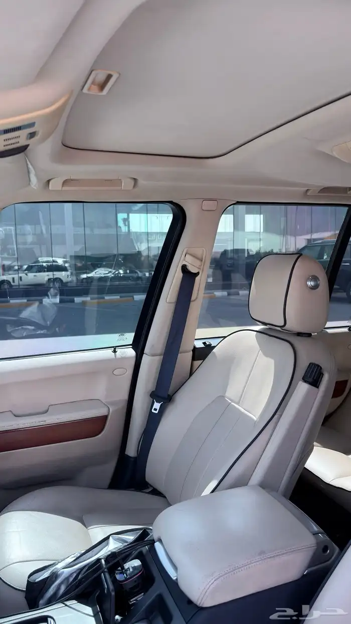 Range Rover Vouge HSE 2010   رنج روفر فوج 2010 23