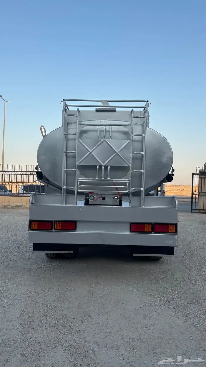 سقس مرسيدس 1983 3