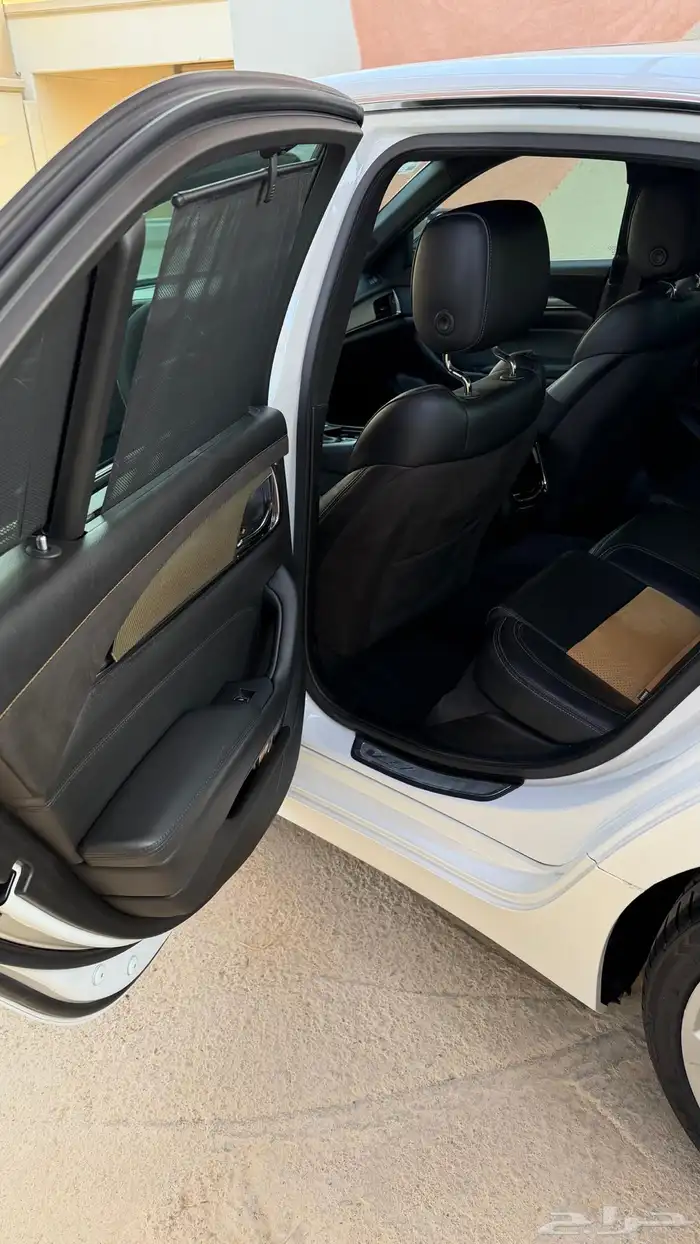 للبيع كايلاك CTS - V 15