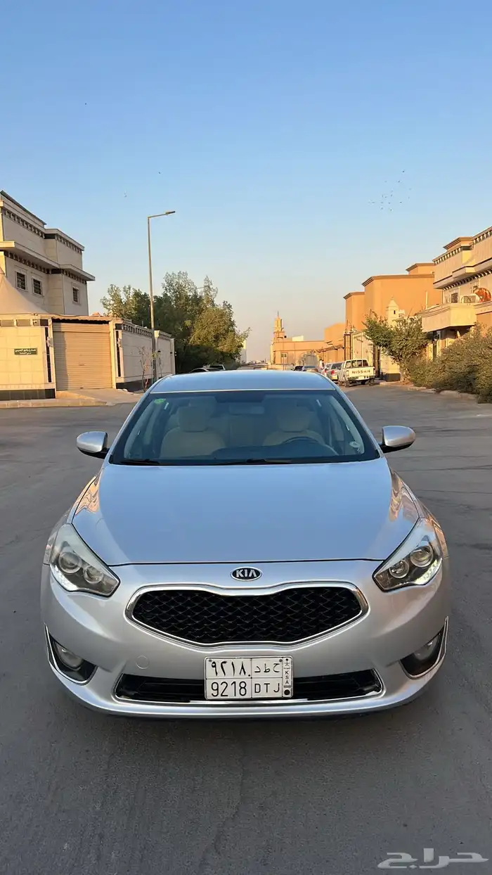 كيا كادنزا 10