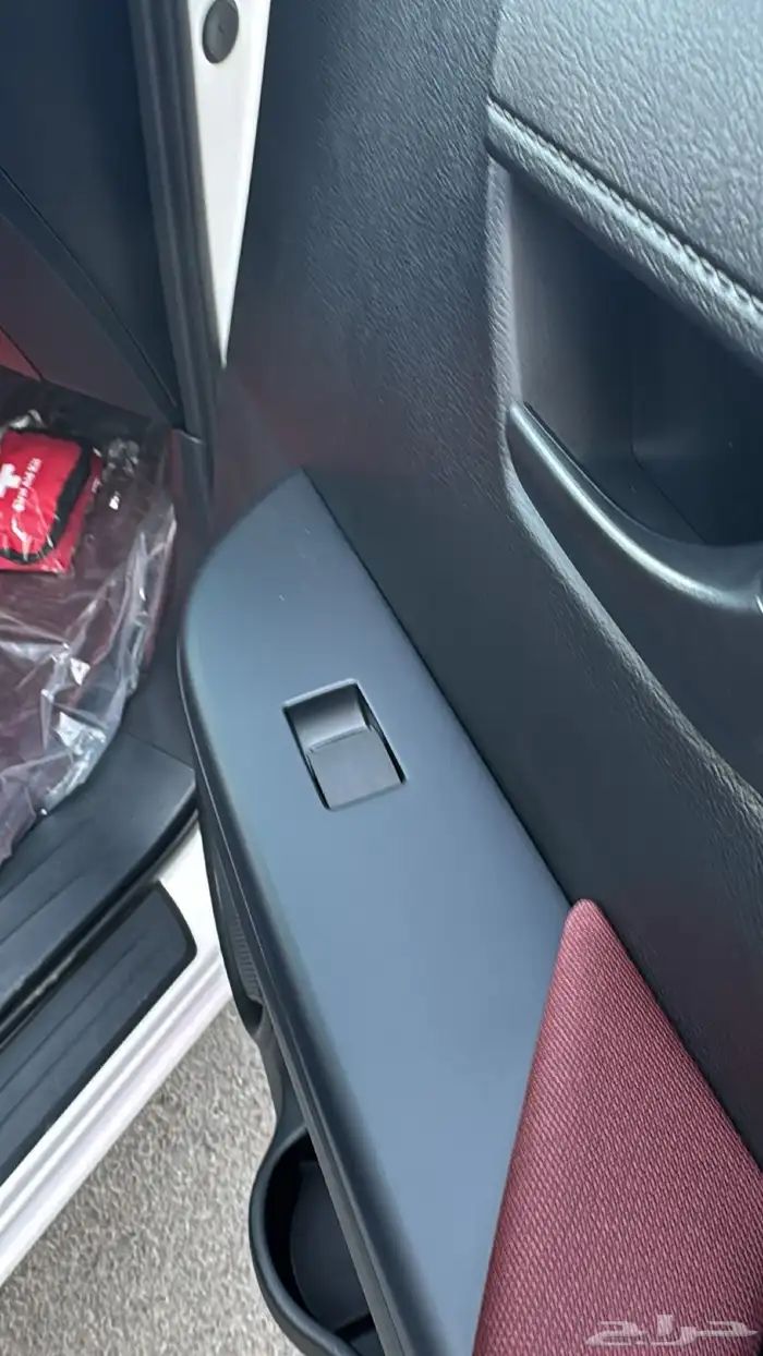 هايلوكس سلق DLX ديزل قير عادي2025 باقل سعر للشركات و موسسات 15