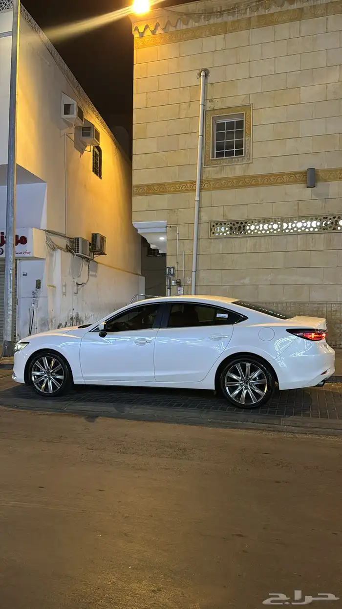 مازدا سقنشتر 2