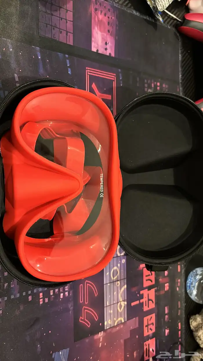 ناضور يستخدم للسباحة أو الغوص 1