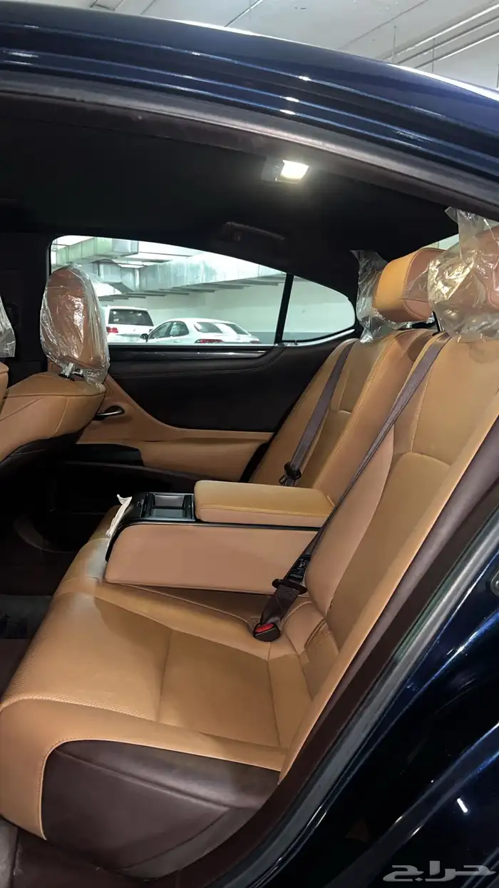 لكزس ES 250 2021 9