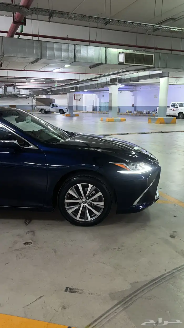 لكزس ES 250 2021 3