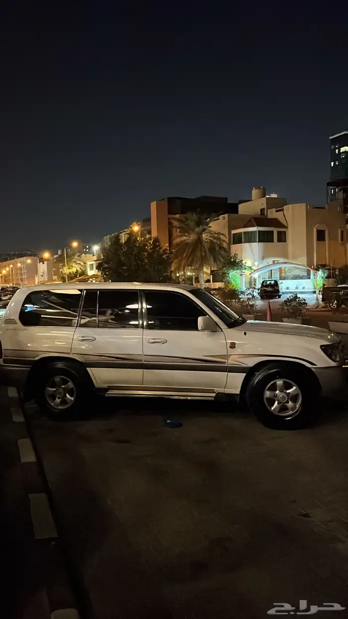 لاند كرورز 2001 0