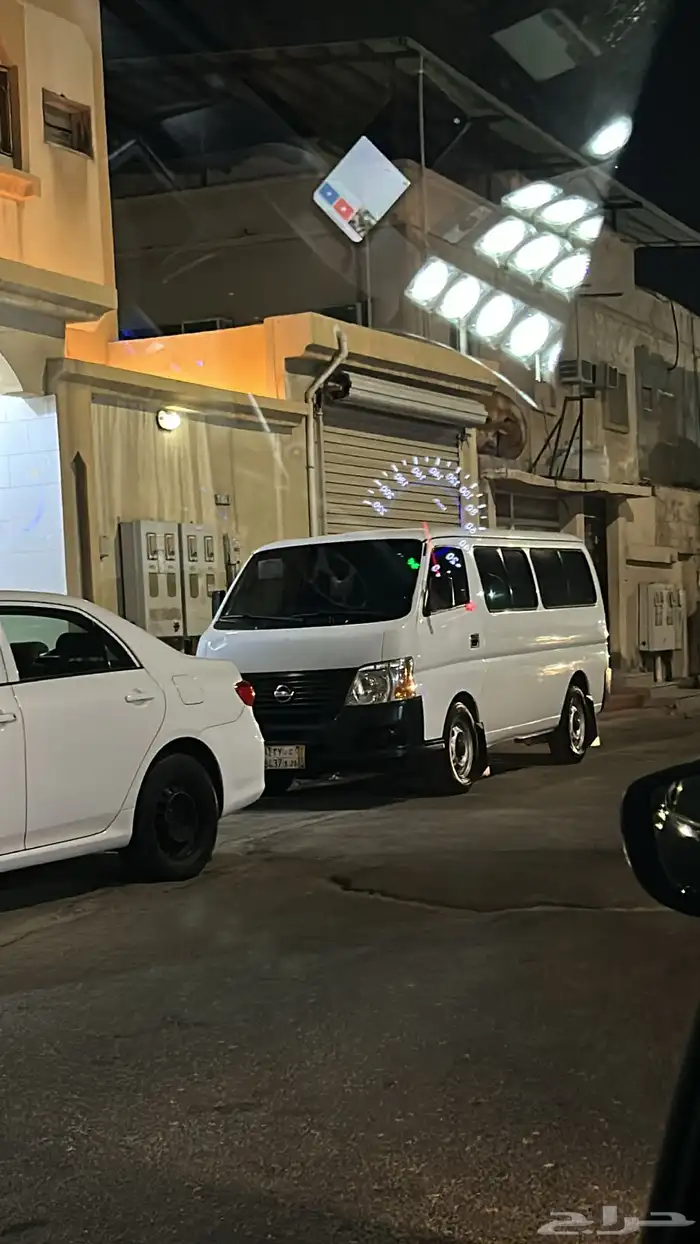 ميكرو باص اورفان نيسان 10