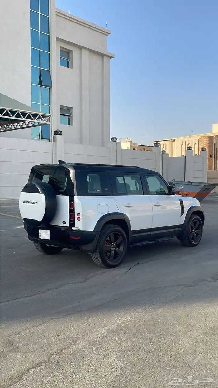 لاند روفر ديفندر 2020 3