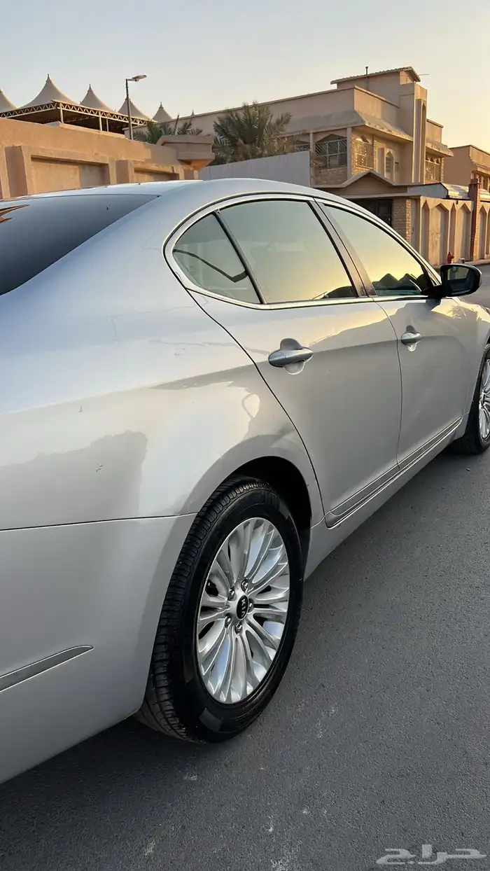 كيا كادنزا 5