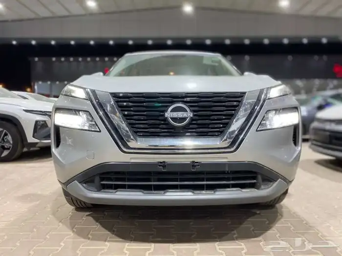 نيسان اكس تريل 6