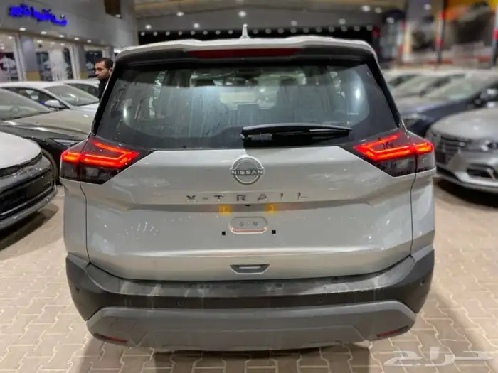 نيسان اكس تريل 5
