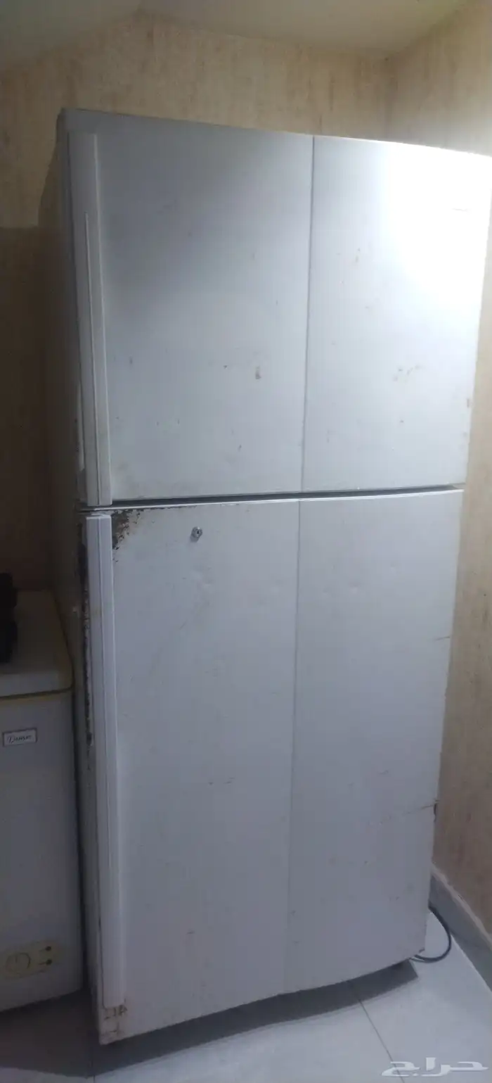 ثلاجه للبيع مستعمل شغال على الشرط بروده وكل شي 20 قدم 3