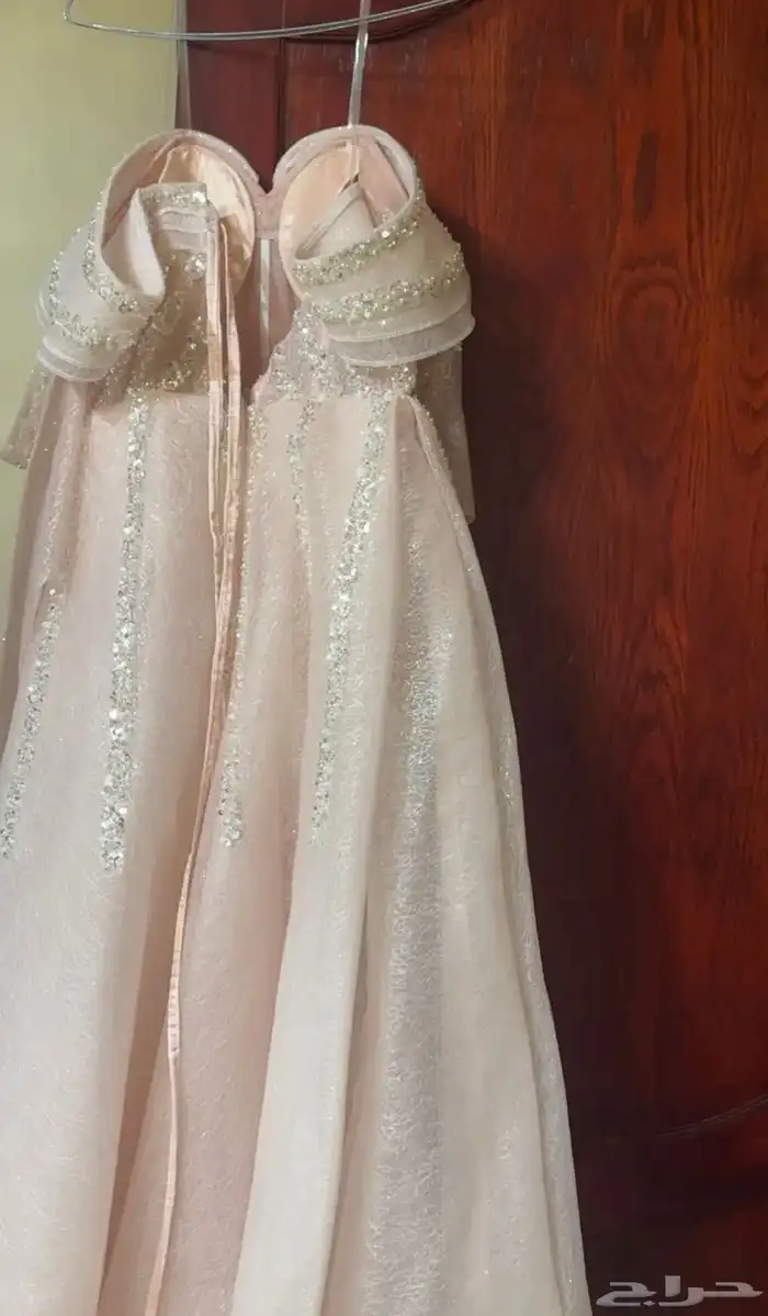 فستان ملكه 2