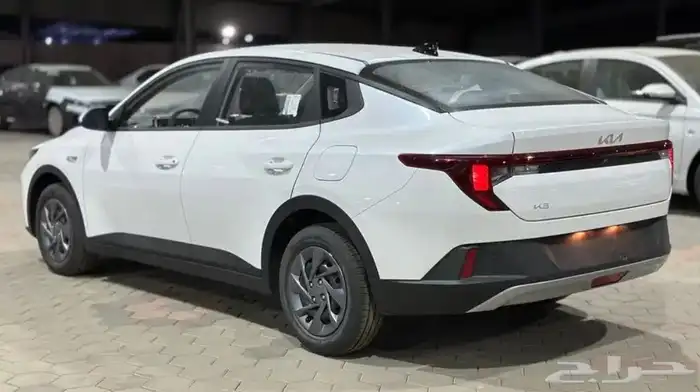 كيا k3 أستاندر 2025 1