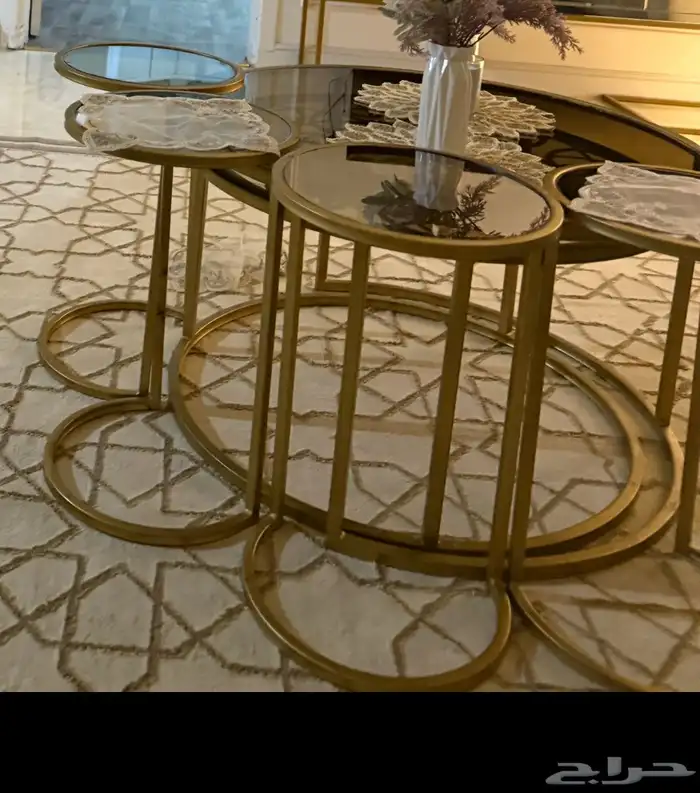 بيع كنبات وطاولات 4