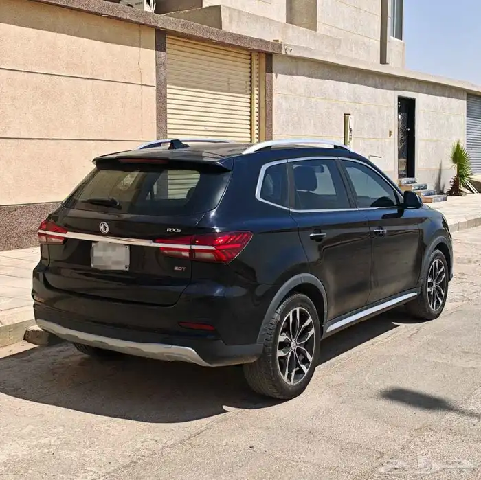 سيارة ام جي اراكس-5 موديل 2022 4