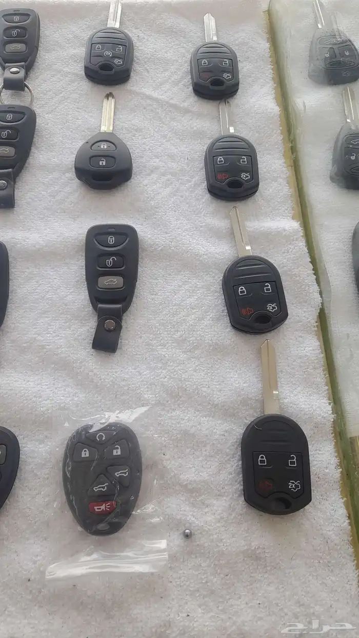 وبرمجة المفاتيح البصمة والعادي فتح شقق وخزنات تصليح ريمو 3