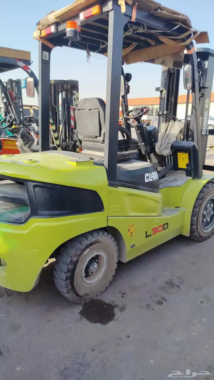 رافعه شوكيه للايجار اليومي 0