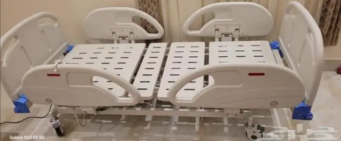 سرير طبي كهربائي 2