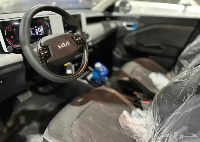 كيا k3 أستاندر 2025 4