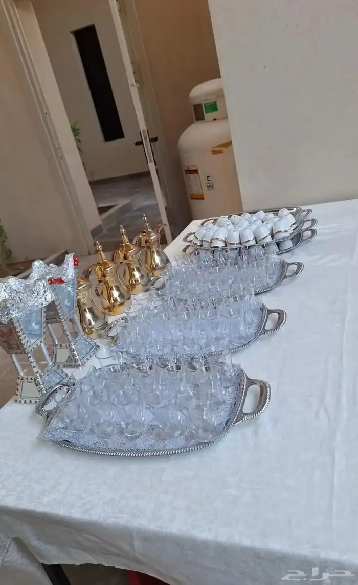 قهوجين وصبابين رجال ونساء 3