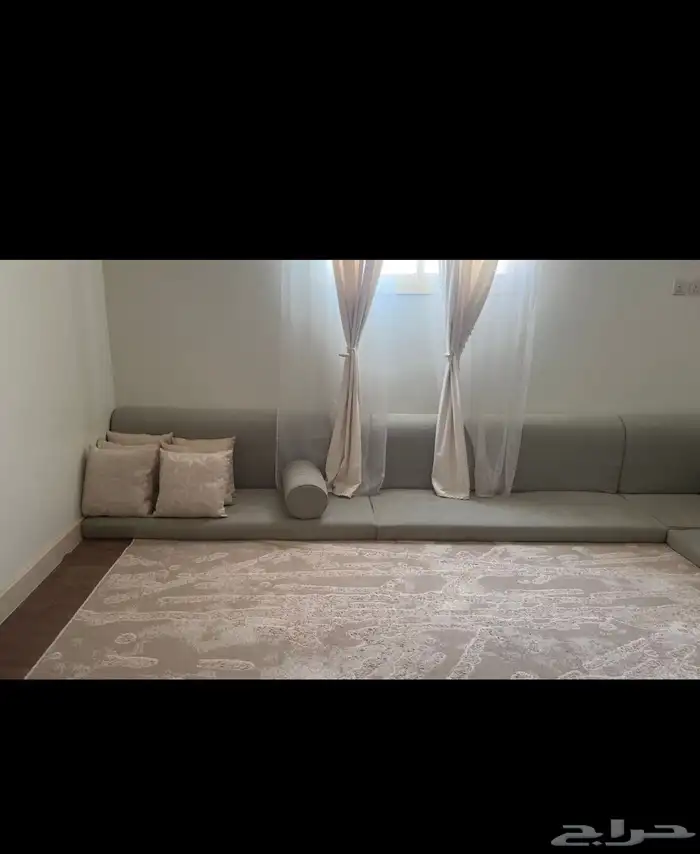 جلسه ارضيه - مكيف سبلت - سرير نفر ونص 120 سم 1