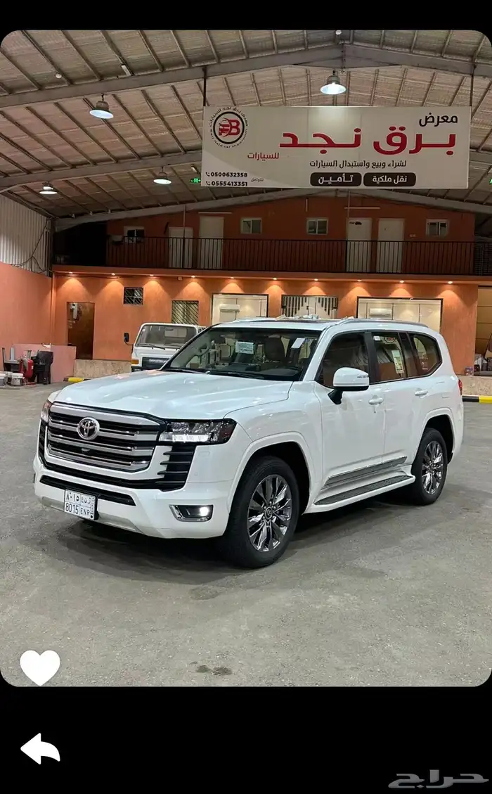 لاندكروزر 2024 رقم 4 بنزين ماشي 28 الف 1