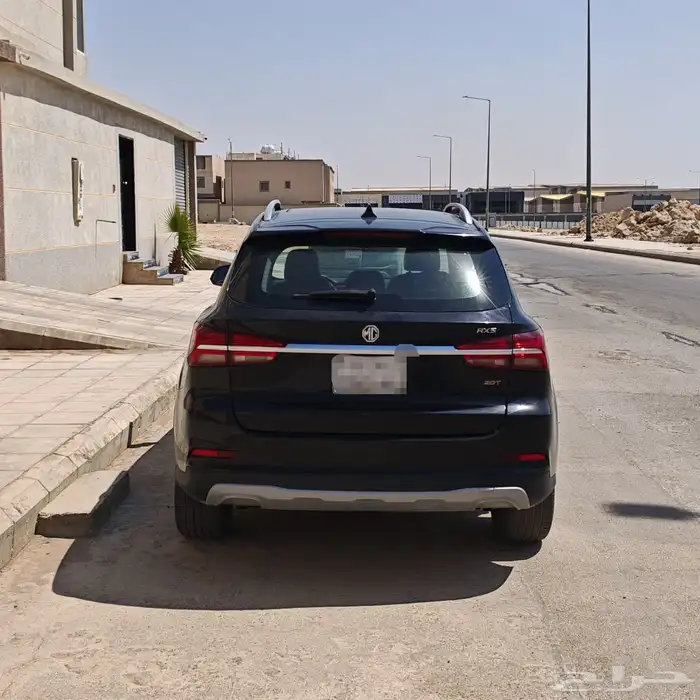 سيارة ام جي اراكس-5 موديل 2022 3