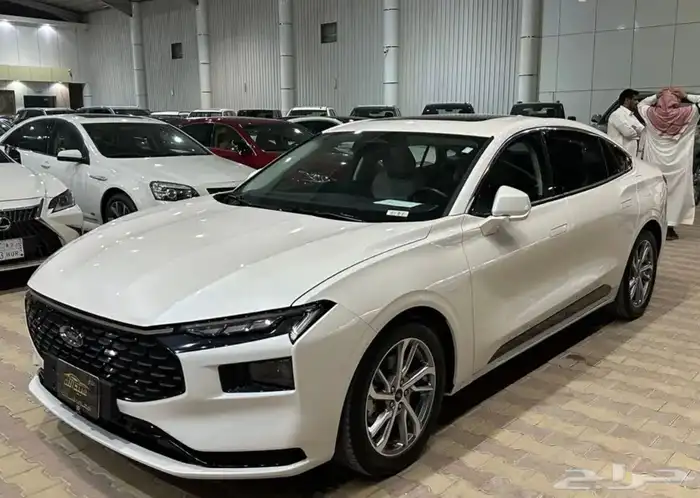 فورد تورس ترند موديل 2023 نضيف جدا 0