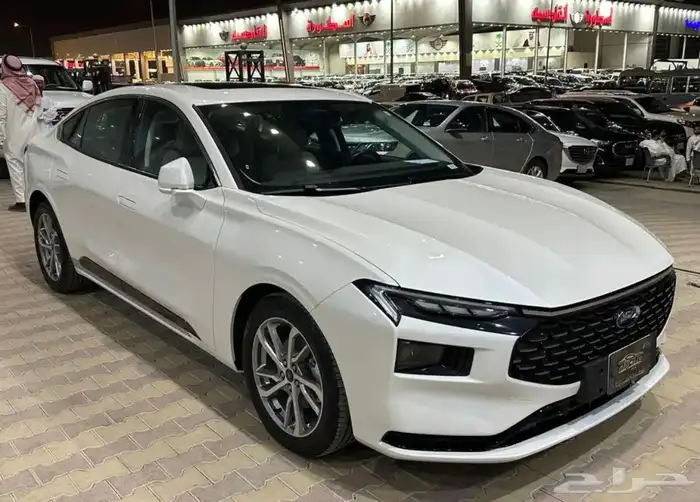 فورد تورس ترند موديل 2023 نضيف جدا 1