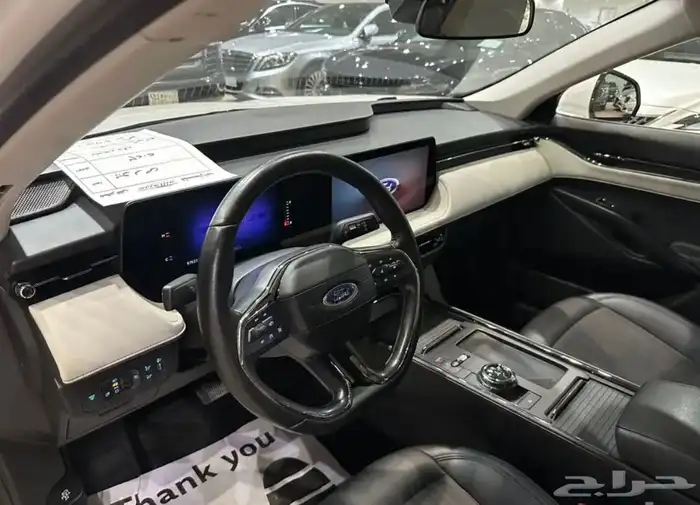 فورد تورس ترند موديل 2023 نضيف جدا 6