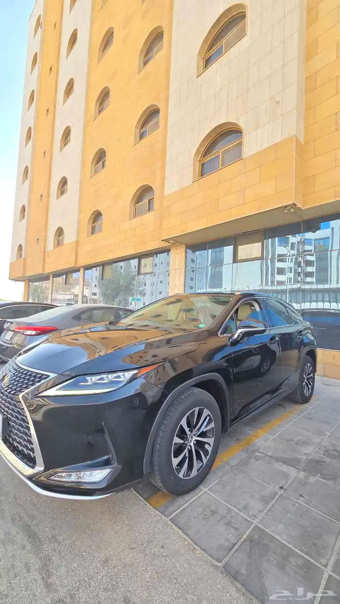 لكزس RX بحالة الوكالة 3