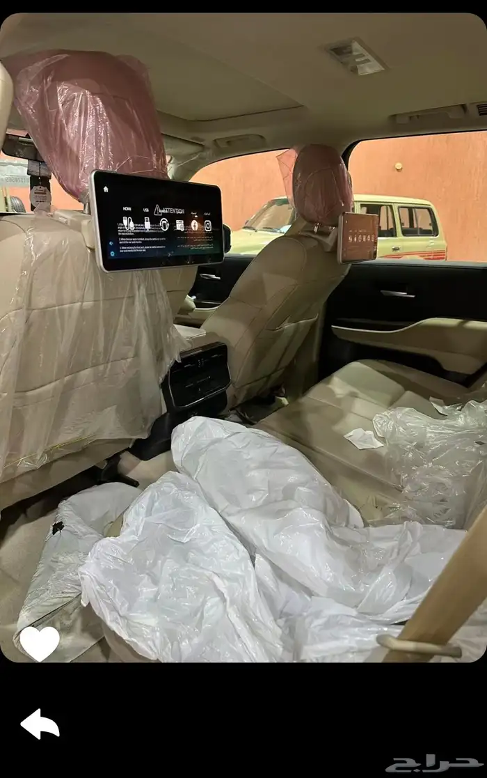 لاندكروزر 2024 رقم 4 بنزين ماشي 28 الف 18