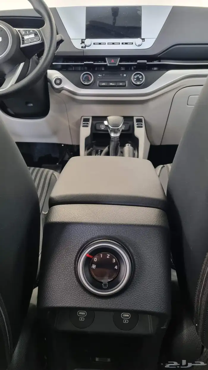 كيا كارينز نص فل 2025 5