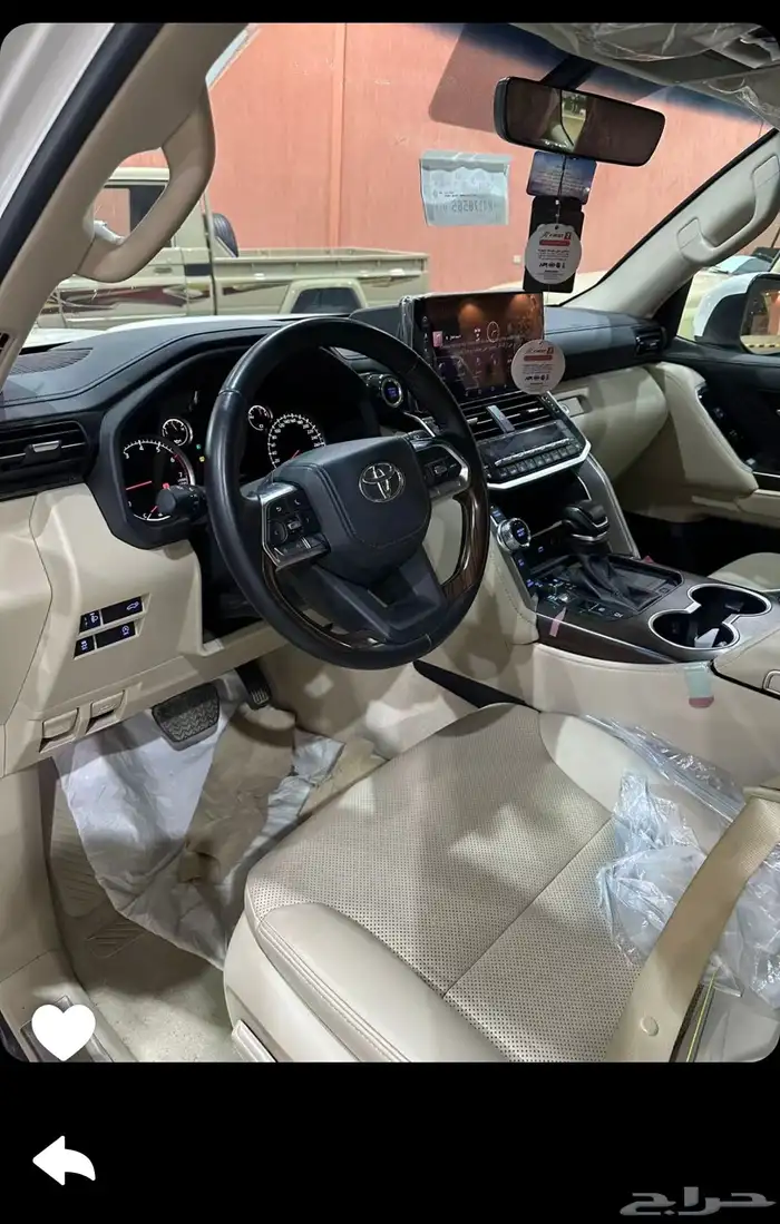 لاندكروزر 2024 رقم 4 بنزين ماشي 28 الف 13