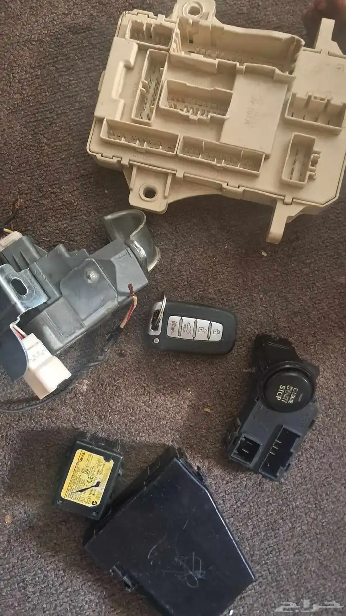 للبيع سستم كيا سراتو 20012 0