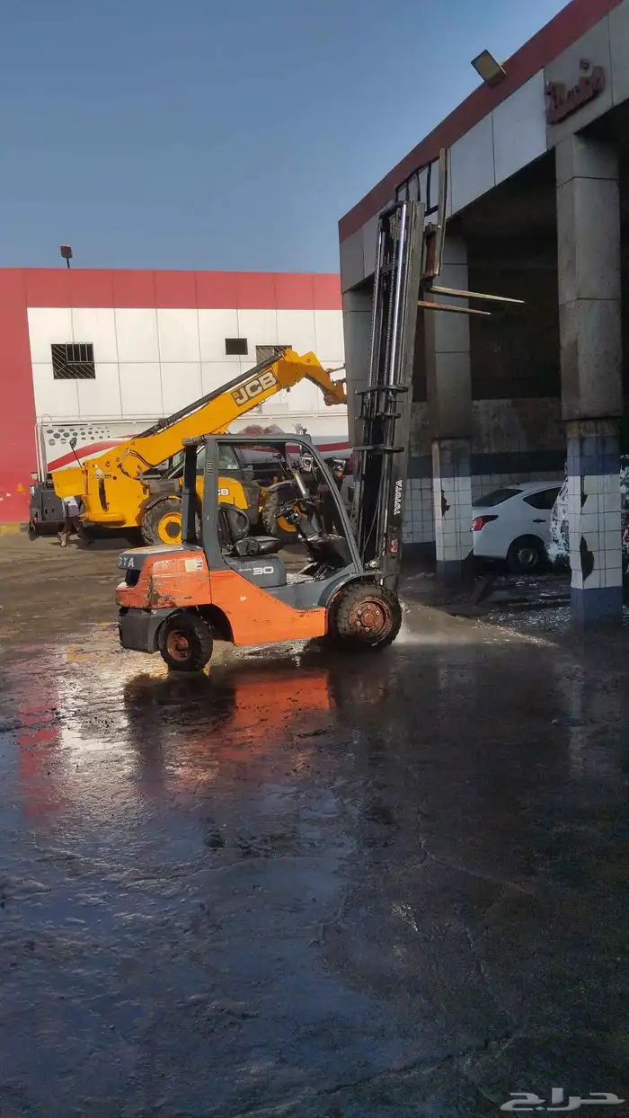 فوركلفت رافعات شوكيه وكرينات للأيجار جوال 2