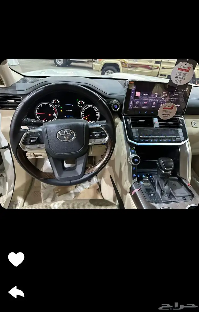 لاندكروزر 2024 رقم 4 بنزين ماشي 28 الف 14