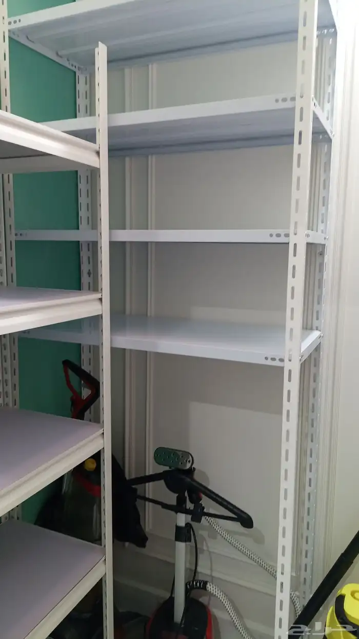 يوجد لديناء جميع انواع الرفوف وابسعار مناسبة 0