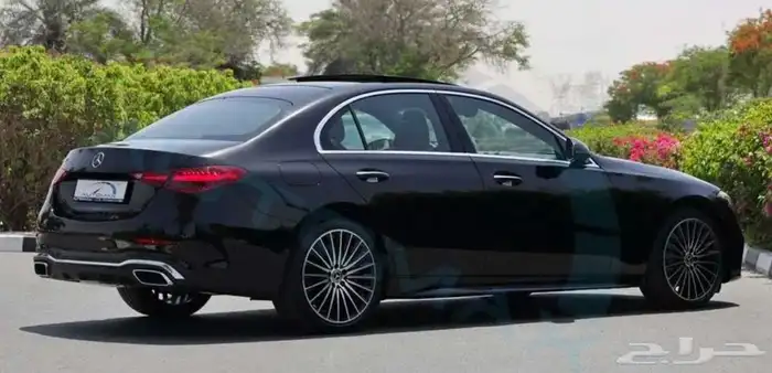 مرسيدس سي200 اسود اصفار2025 جديد فل (كامل) 1